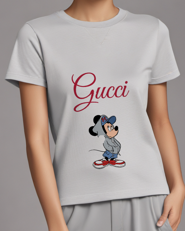 Light Gray Streetwear Mouse Blue Cap Graphic T-Shirt - model wearing view